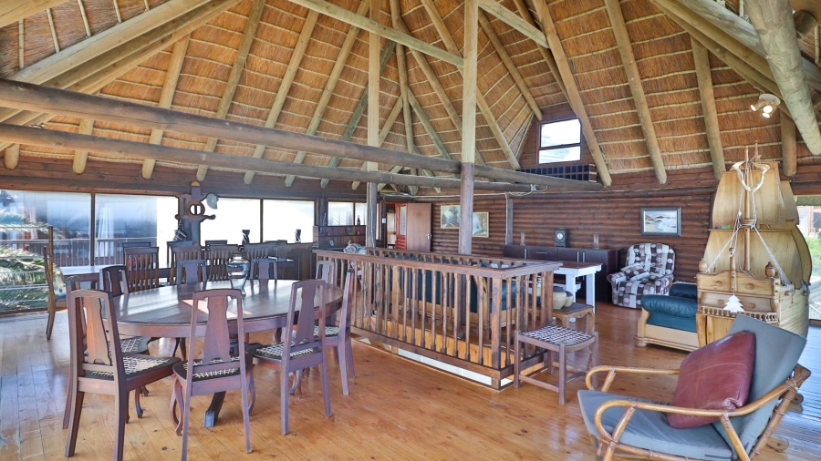 10 Bedroom Property for Sale in Dana Bay Western Cape